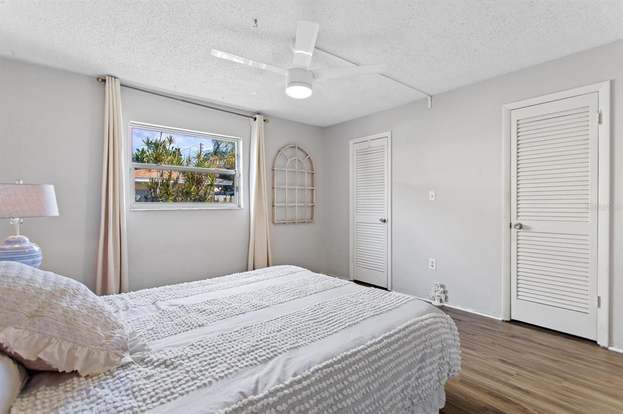 Building Photo - 7151 Sunset Way