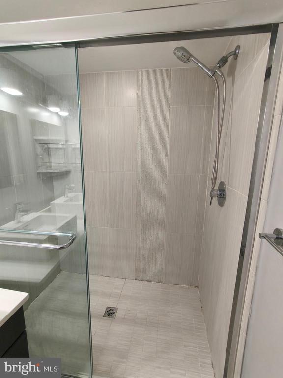 Building Photo - 1105 Mt Vernon St