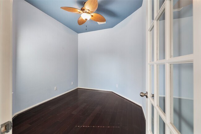 Building Photo - 17303 Brookhollow Ct Dr