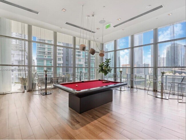 Building Photo - 1100 S Miami Ave