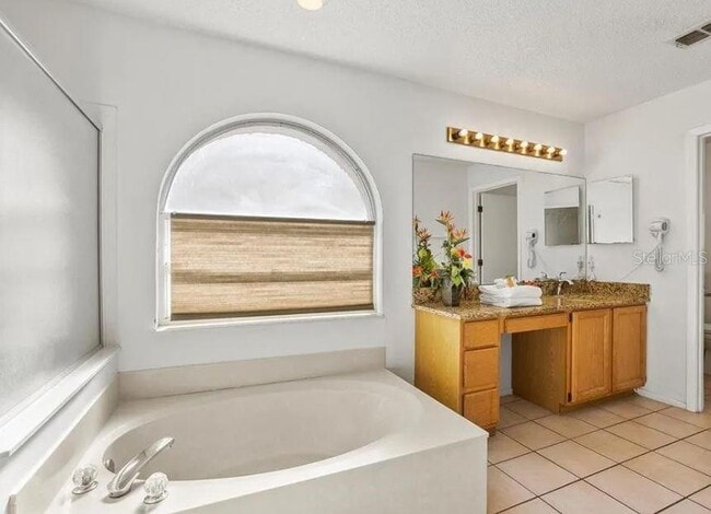 Building Photo - 2871 Picadilly Cir