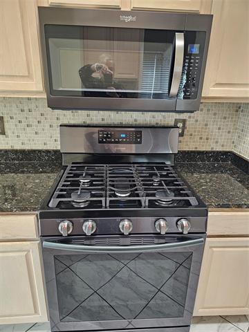 Building Photo - 7783 Park Run Rd