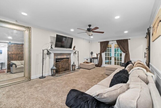 Building Photo - 2339 Milstead Cir NE