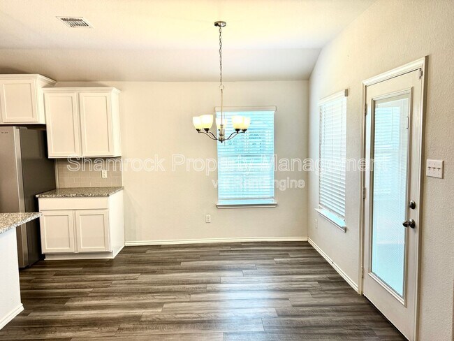 Building Photo - 11200 Beckon Fls