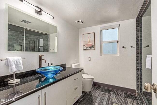 Building Photo - 12528 N 78th St