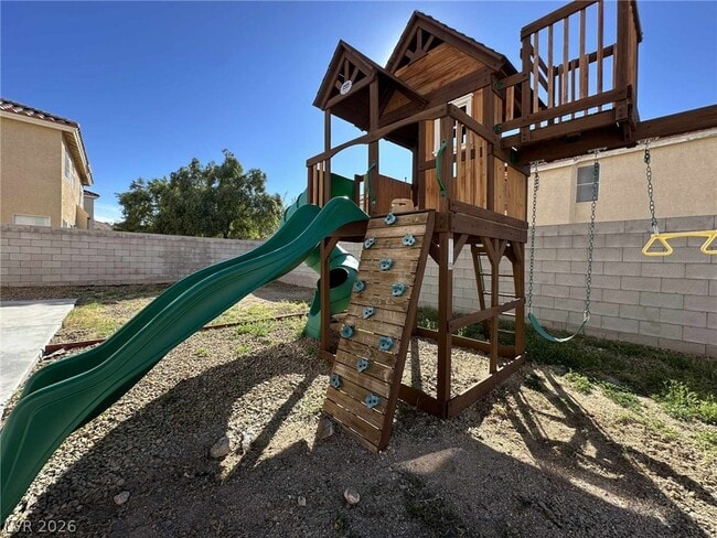 Building Photo - 10679 Timber Stand St