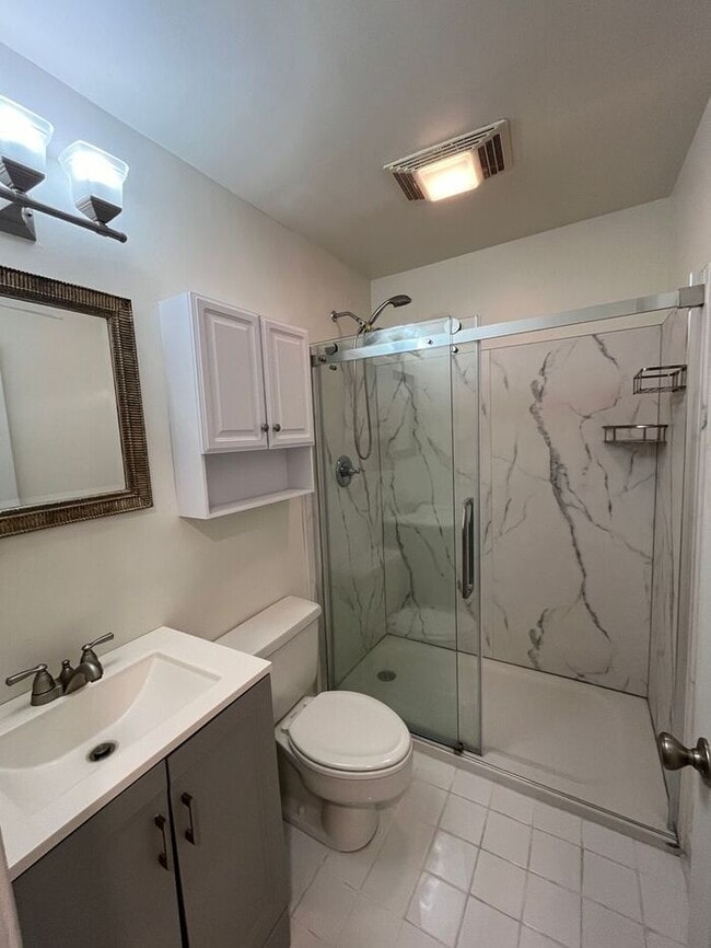 Building Photo - Lovely 2BR Condo Near Percy Warner Park – ...