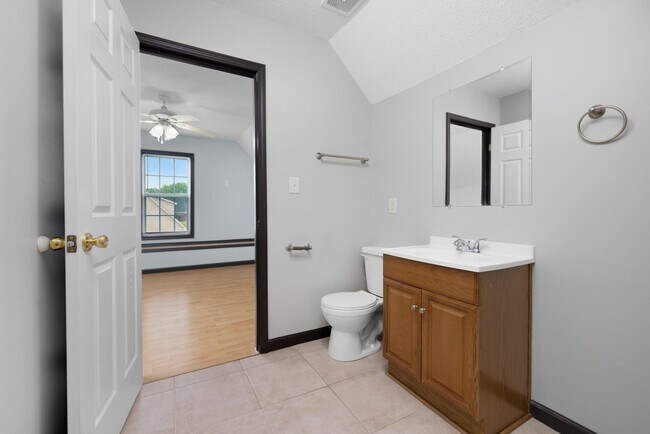Building Photo - 463 David Reed Dr