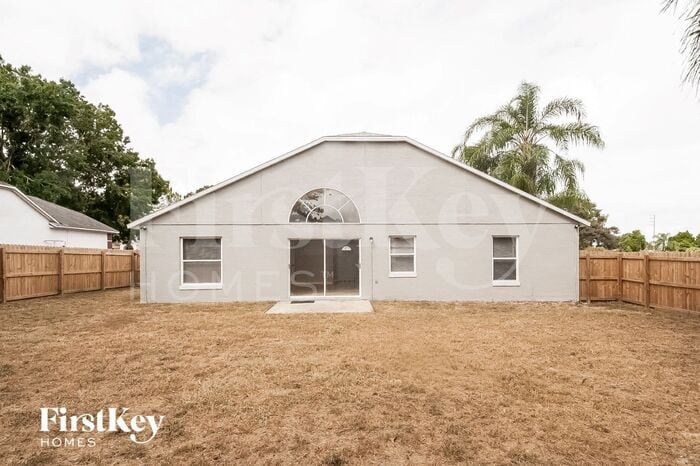 Building Photo - 126 Timberpark Dr