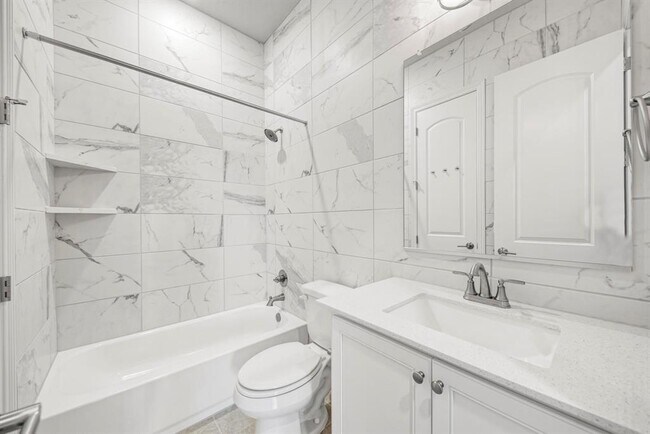 Building Photo - 1813 Mazarro Dr