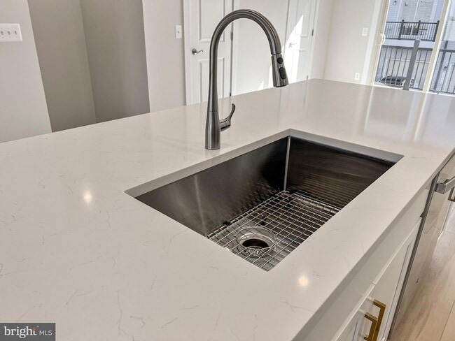 Building Photo - 2176 Glacier Rd