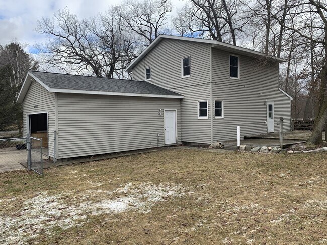 Building Photo - 3 Bedroom/2 Bathroom in Alto
