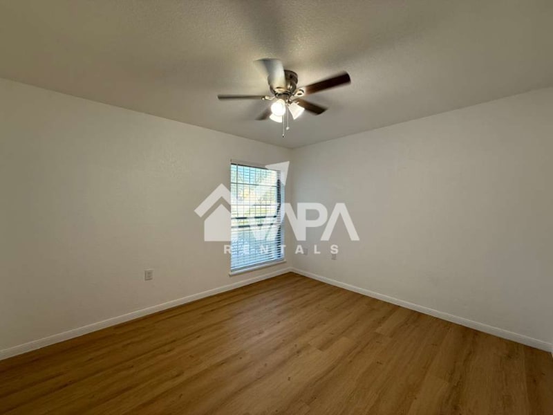 Building Photo - 12230 Valley Forge Ave