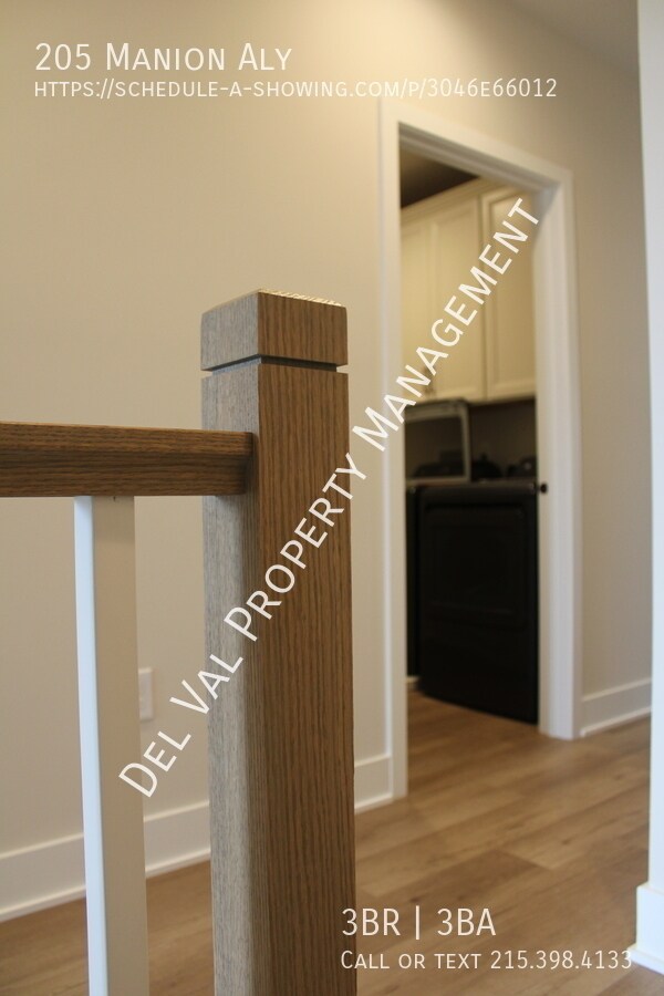 Building Photo - 205 Manion Aly