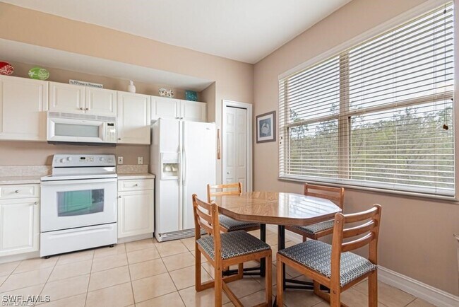 Building Photo - 10520 Amiata Way
