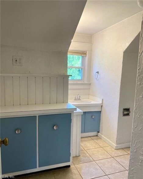 Building Photo - 614 Dune St