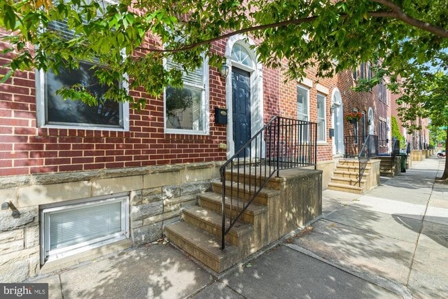 Building Photo - 1324 Race St