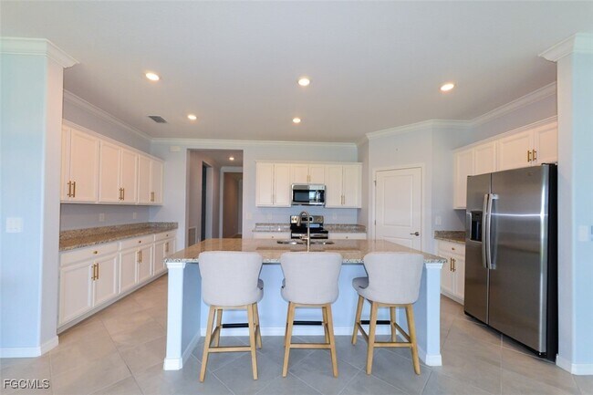 Building Photo - 3983 E Hampton Cir