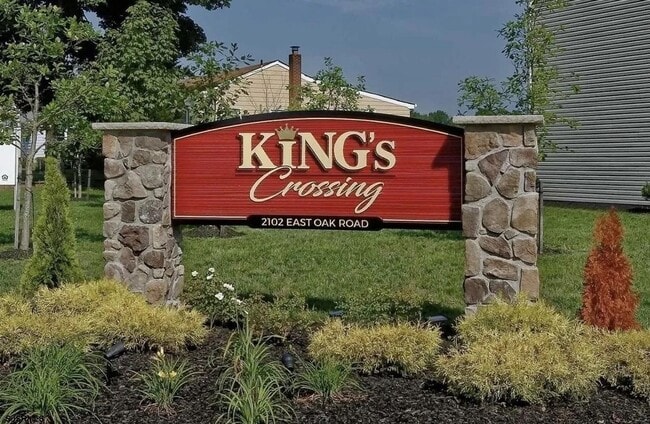Building Photo - 3 BR/4 BA Townhome - Vineland - Kings Cros...