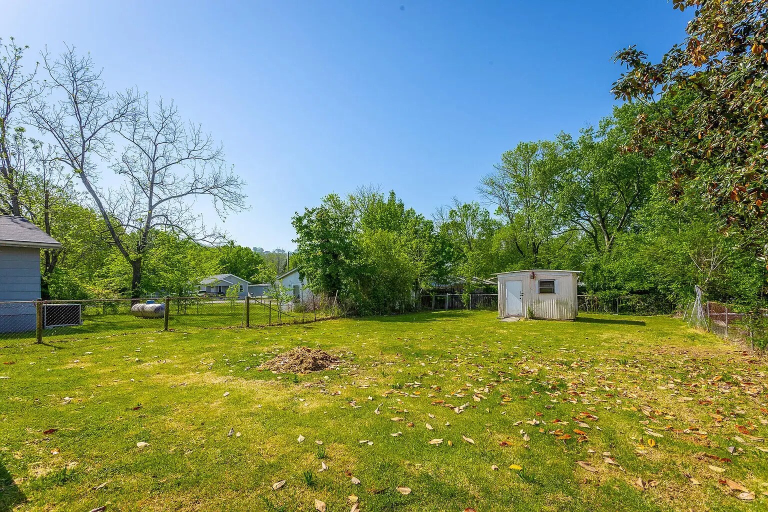 Building Photo - 206 Spruce St