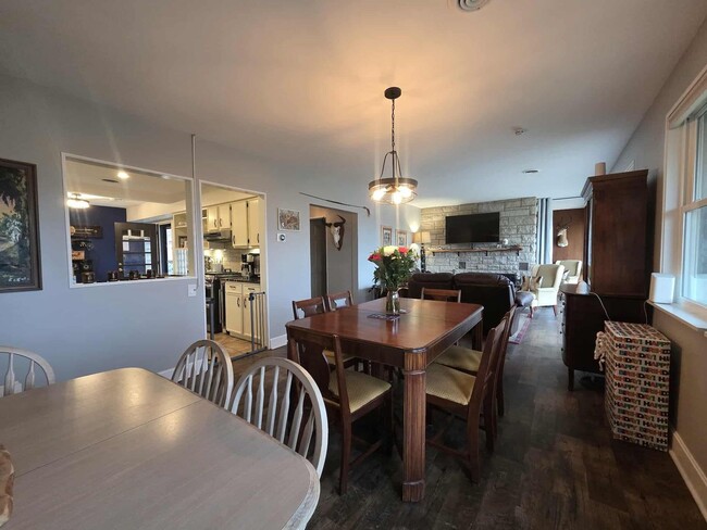 Building Photo - Gorgeous home for Rent!