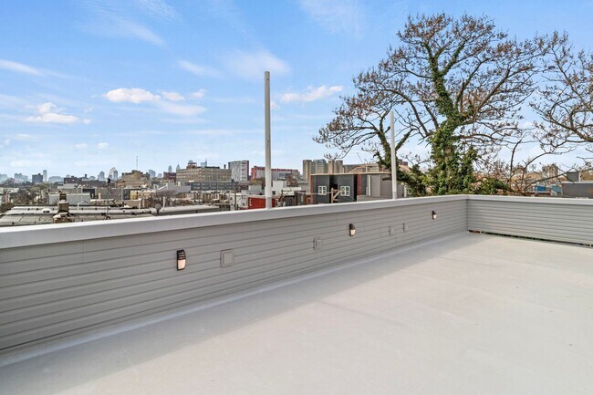 Building Photo - 2114 N 8th St