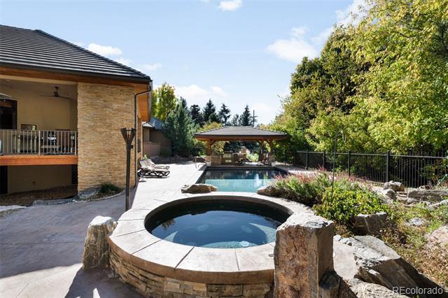 Building Photo - 1705 W Hinsdale Pl