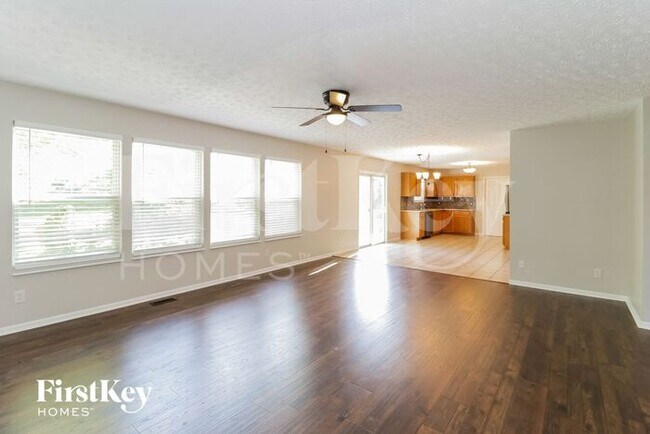 Building Photo - 2 Pebblestone Ct