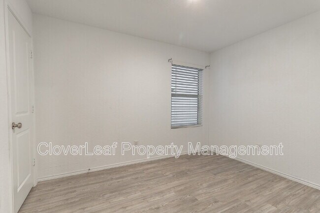 Building Photo - 5507 Basil Chase