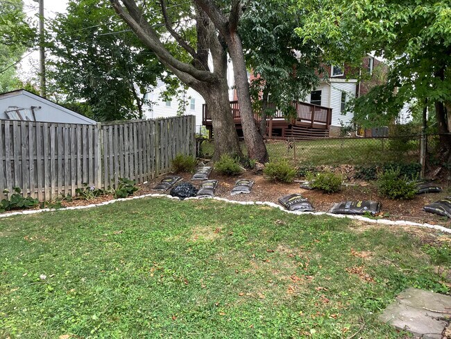 Building Photo - 5937 Monticello Rd