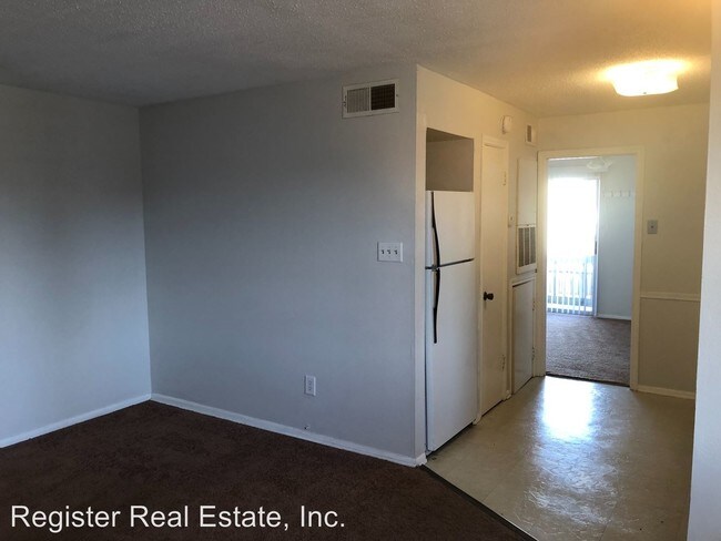 Building Photo - 2224 Pasadena Ave