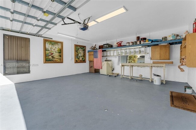 Building Photo - 15305 SW 74th Ct