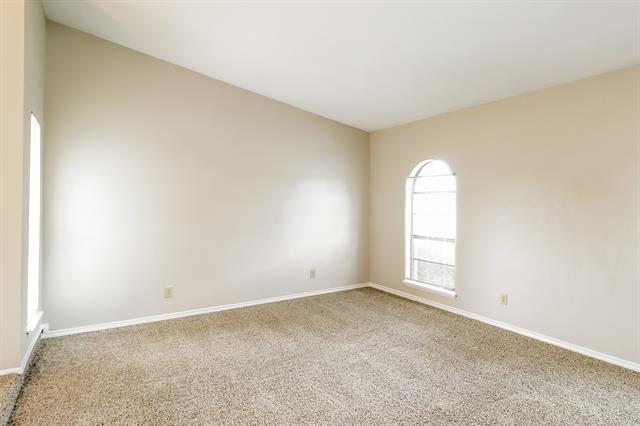 Building Photo - 7254 Cloverglen Dr