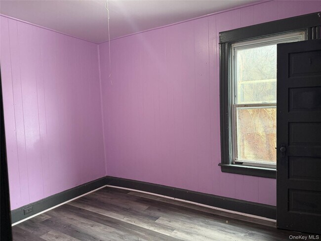 Building Photo - 210 N Hamilton St