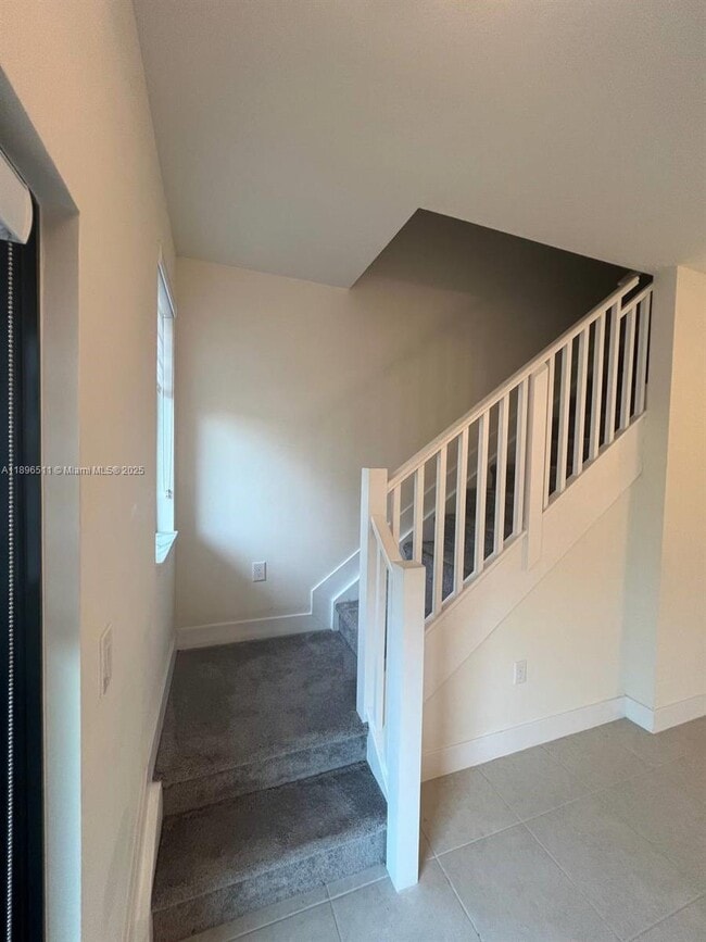 Building Photo - 8381 NW 43rd St
