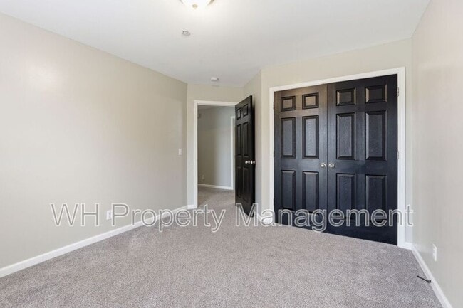 Building Photo - 572 Preakness Cir