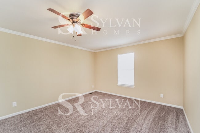 Building Photo - 8919 Vicksburg Rd