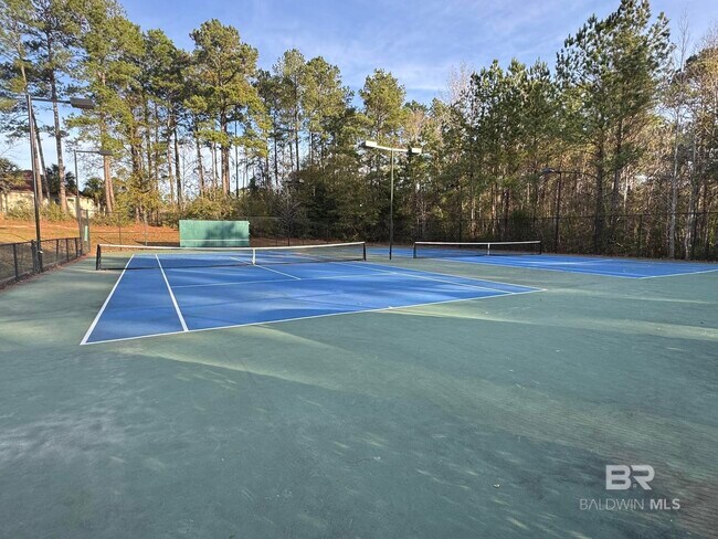 Building Photo - 6991 Carson Ln