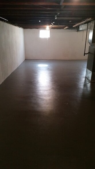 Building Photo - 8837 Granada Pl