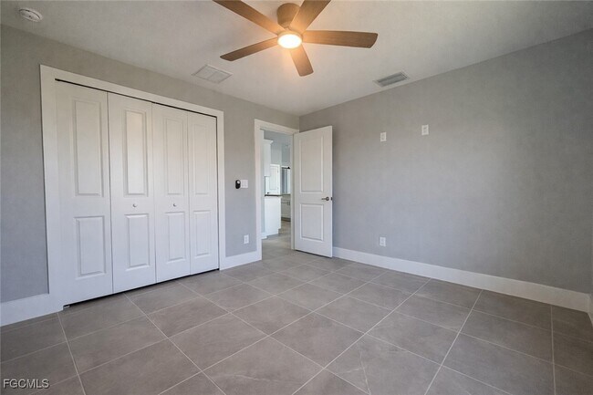 Building Photo - 3545 NW 41st Ave