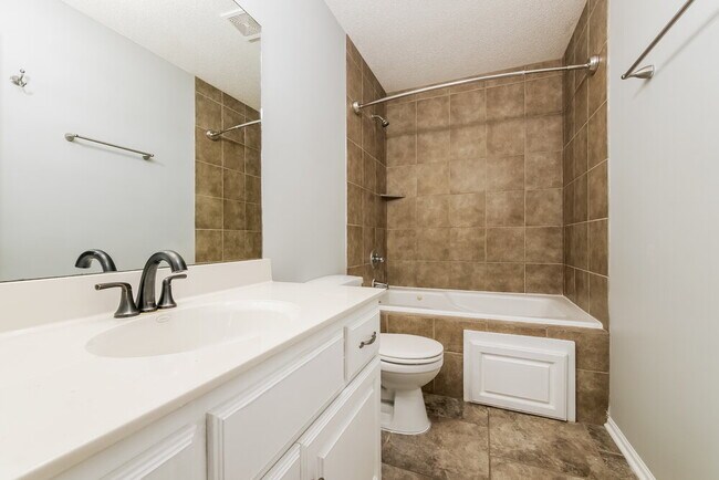 Building Photo - 515 Hibiscus Dr