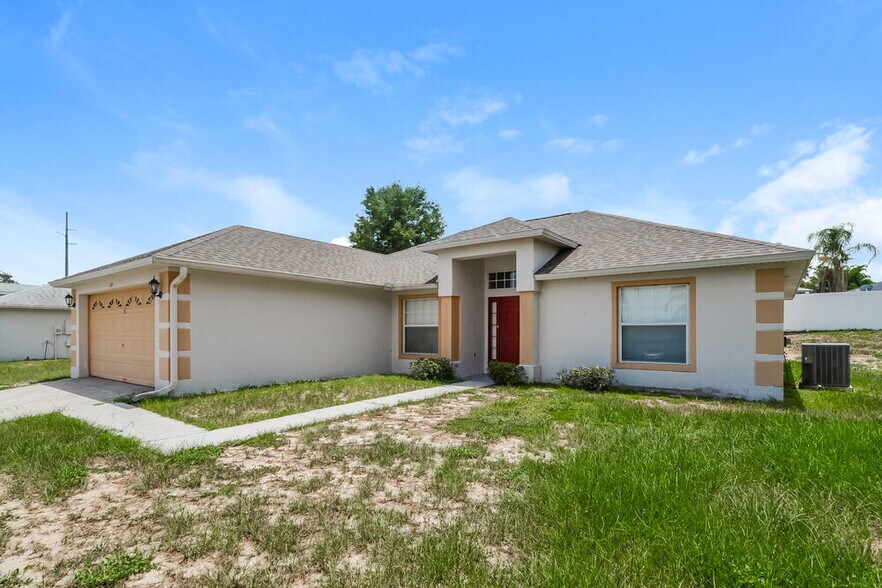 Building Photo - 310 Country Lakes Cir