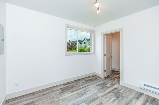Building Photo - 4216 S Bozeman St
