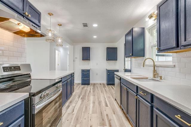 Building Photo - 521 Mesquite Ave N