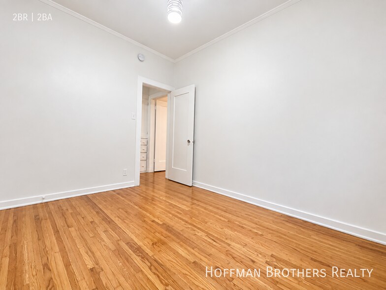 Building Photo - 506 N Genesee Ave