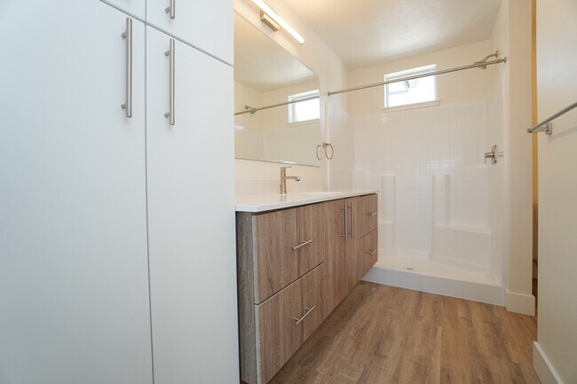 Building Photo - 4621 N Iota Ln