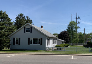 Building Photo - 208 E Columbus St