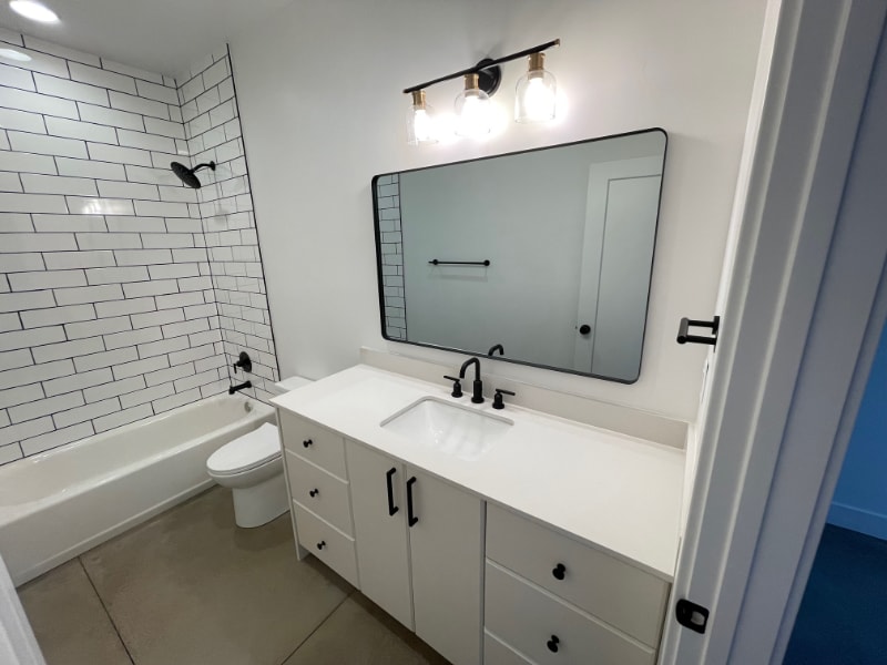 Building Photo - 676 676 W Lava Pointe Dr