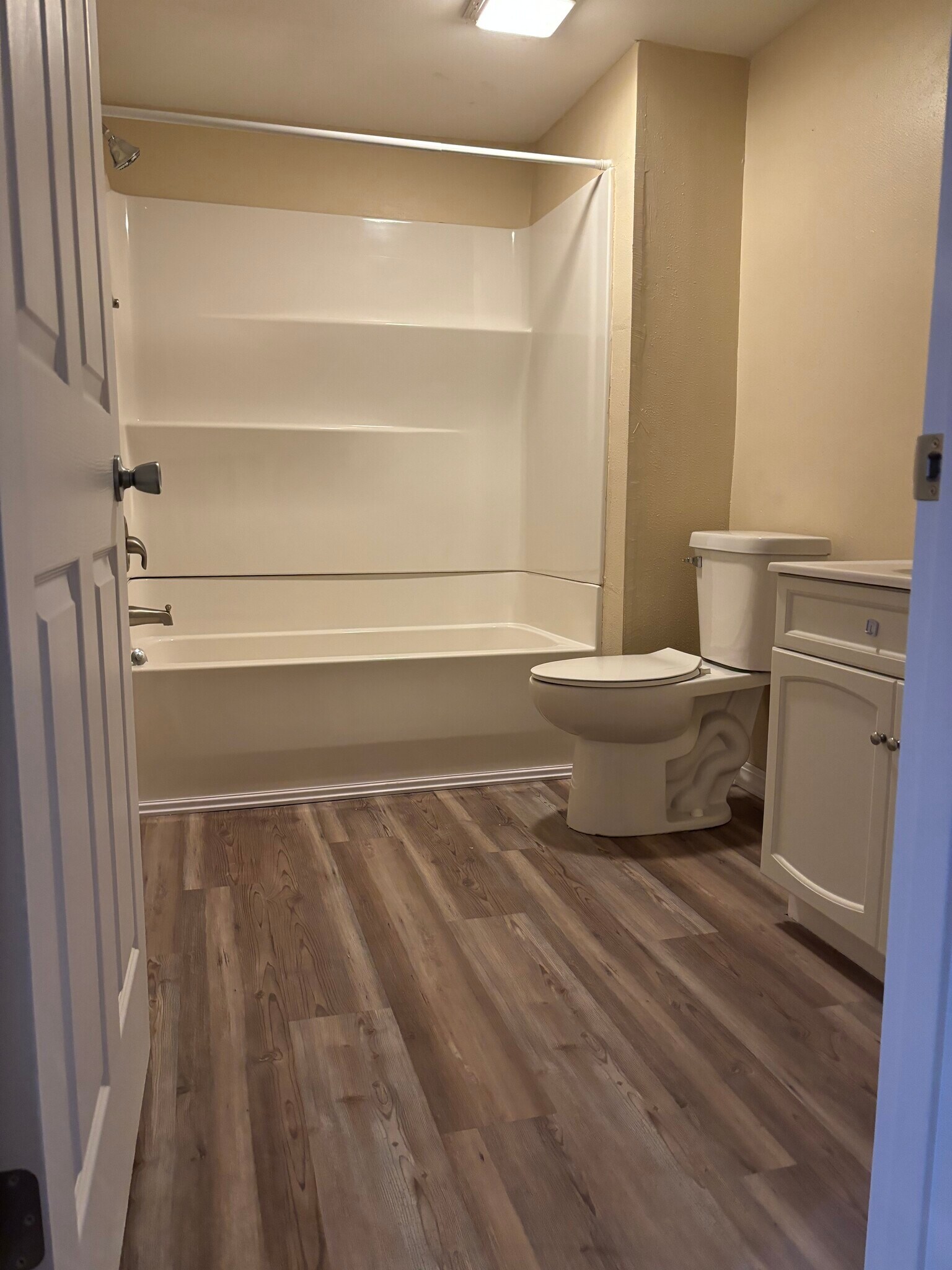 Bathroom - 20427 W Clark Ave Apt 11