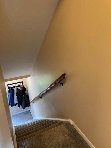 Building Photo - 2904 Asbury Ct